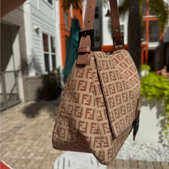 Rare Pink Fendi Baguette Zucca Canvas Shoulder Bag w/ COA - Excellent Condition - Picture 12 of 15